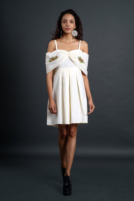 Elves Rose Emroidered Dress (441492013095)